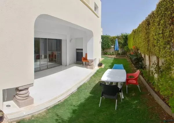 Villa de maître à Kelibia + un S+2