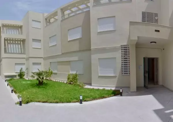 Appartement à Chotrana