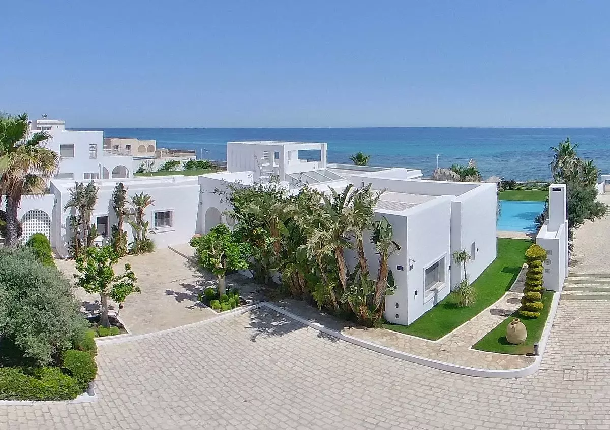 Villa pied dans l'eau