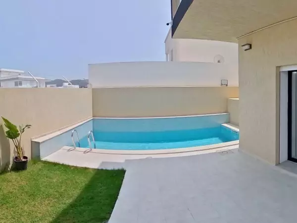 Villa avec piscine a Mornag