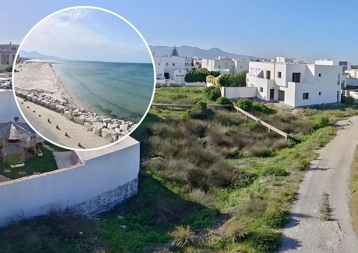 Terrain a 700 de la mer