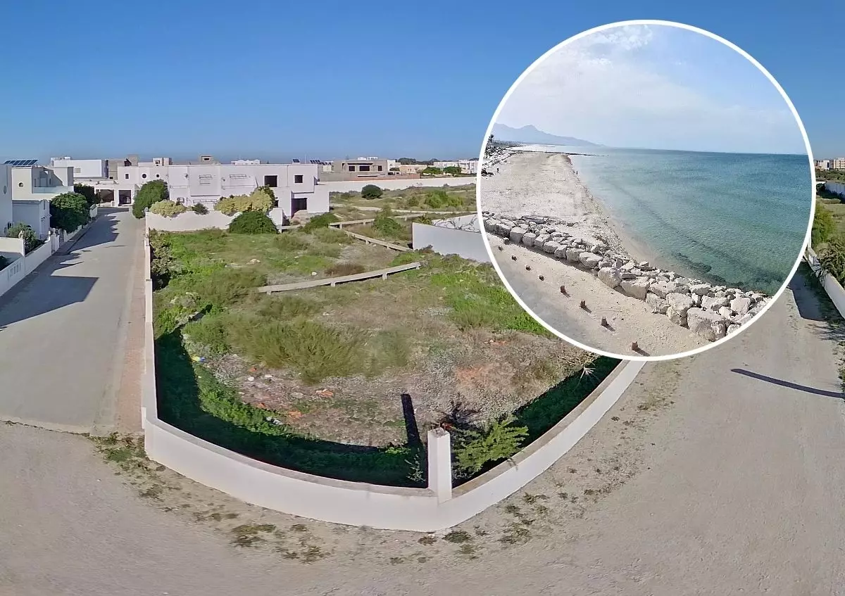 Terrain a 700 de la mer